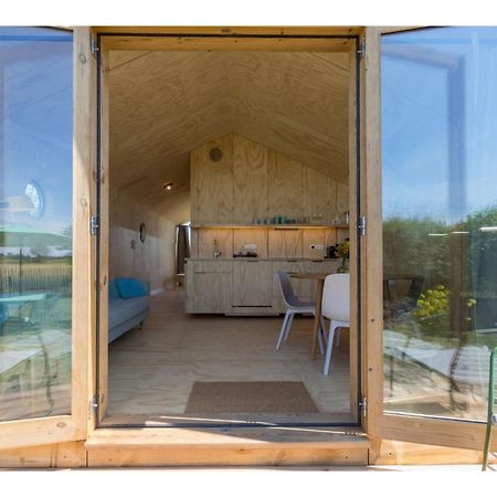 Superb Apartment Near The Beach In Vrouwenpolder Buitenkant foto
