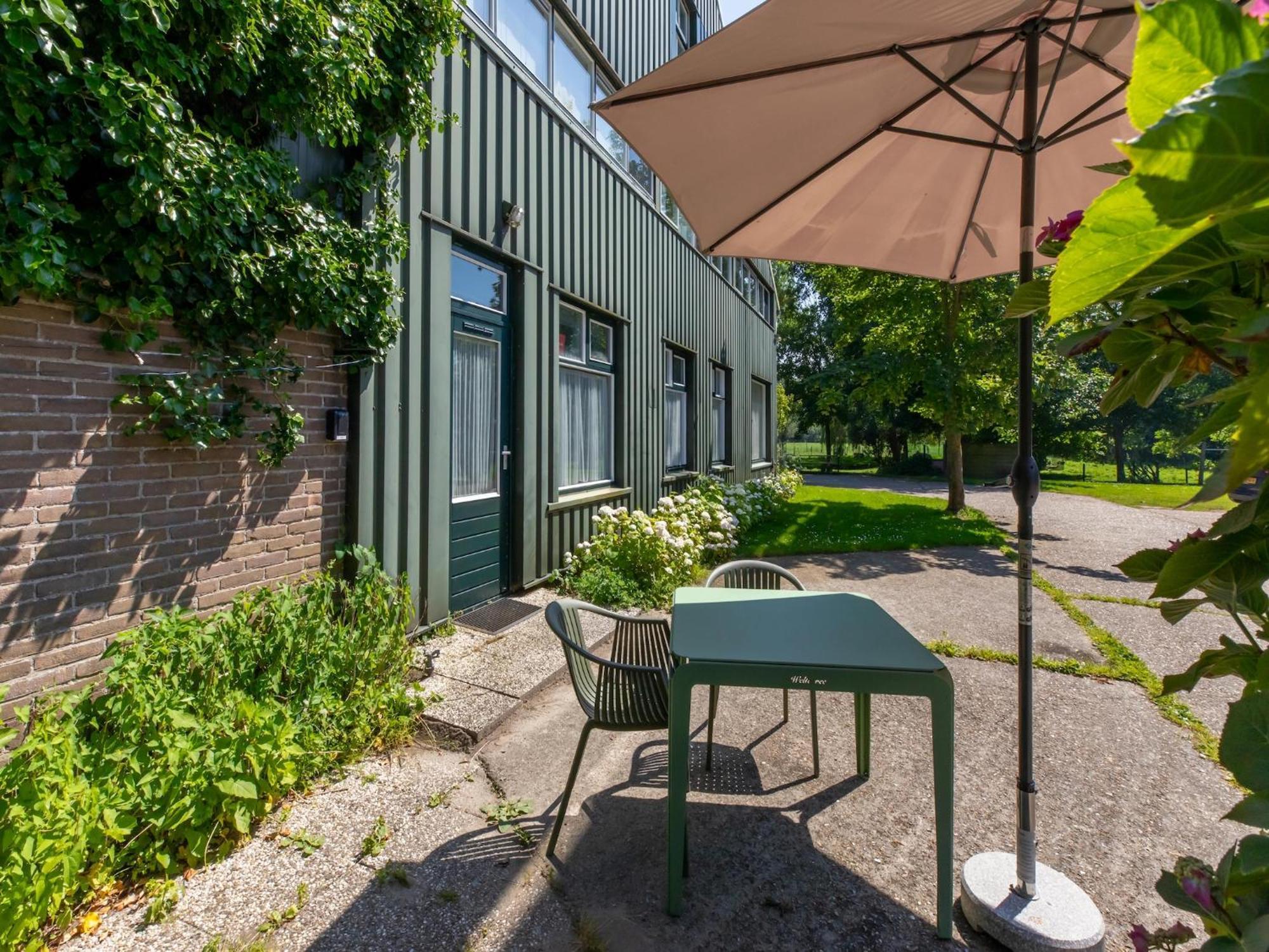 Superb Apartment Near The Beach In Vrouwenpolder Buitenkant foto