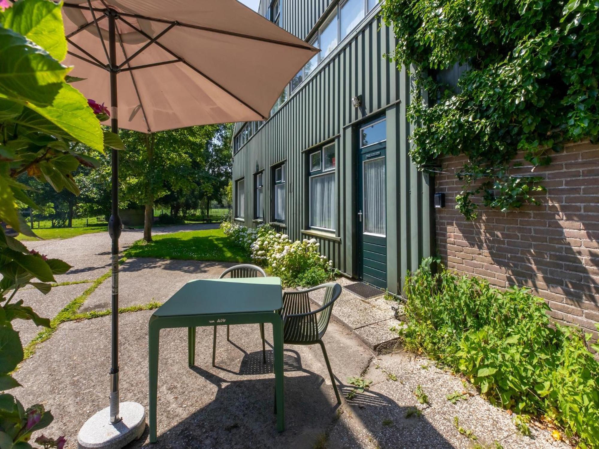 Superb Apartment Near The Beach In Vrouwenpolder Buitenkant foto
