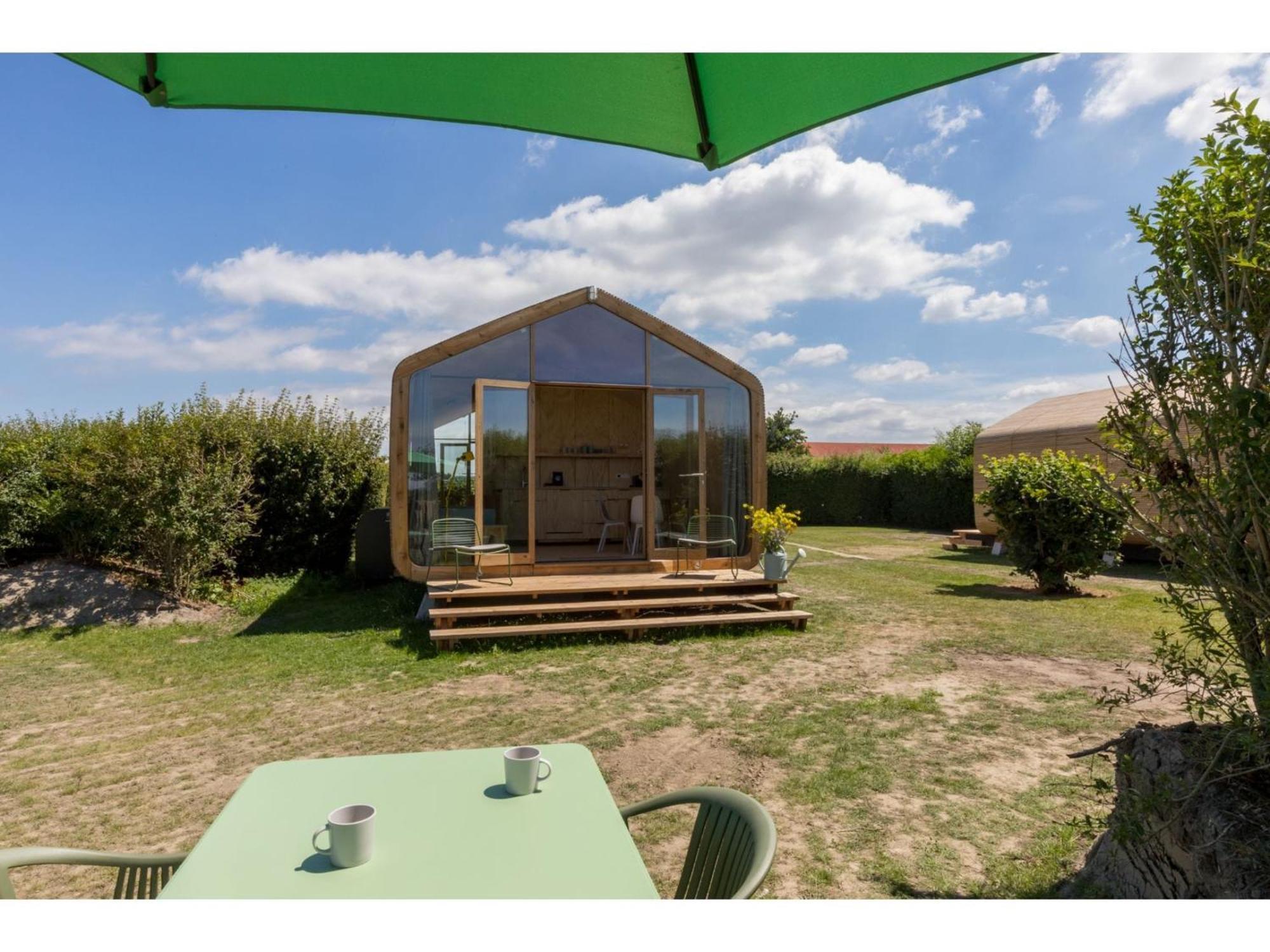 Superb Apartment Near The Beach In Vrouwenpolder Buitenkant foto