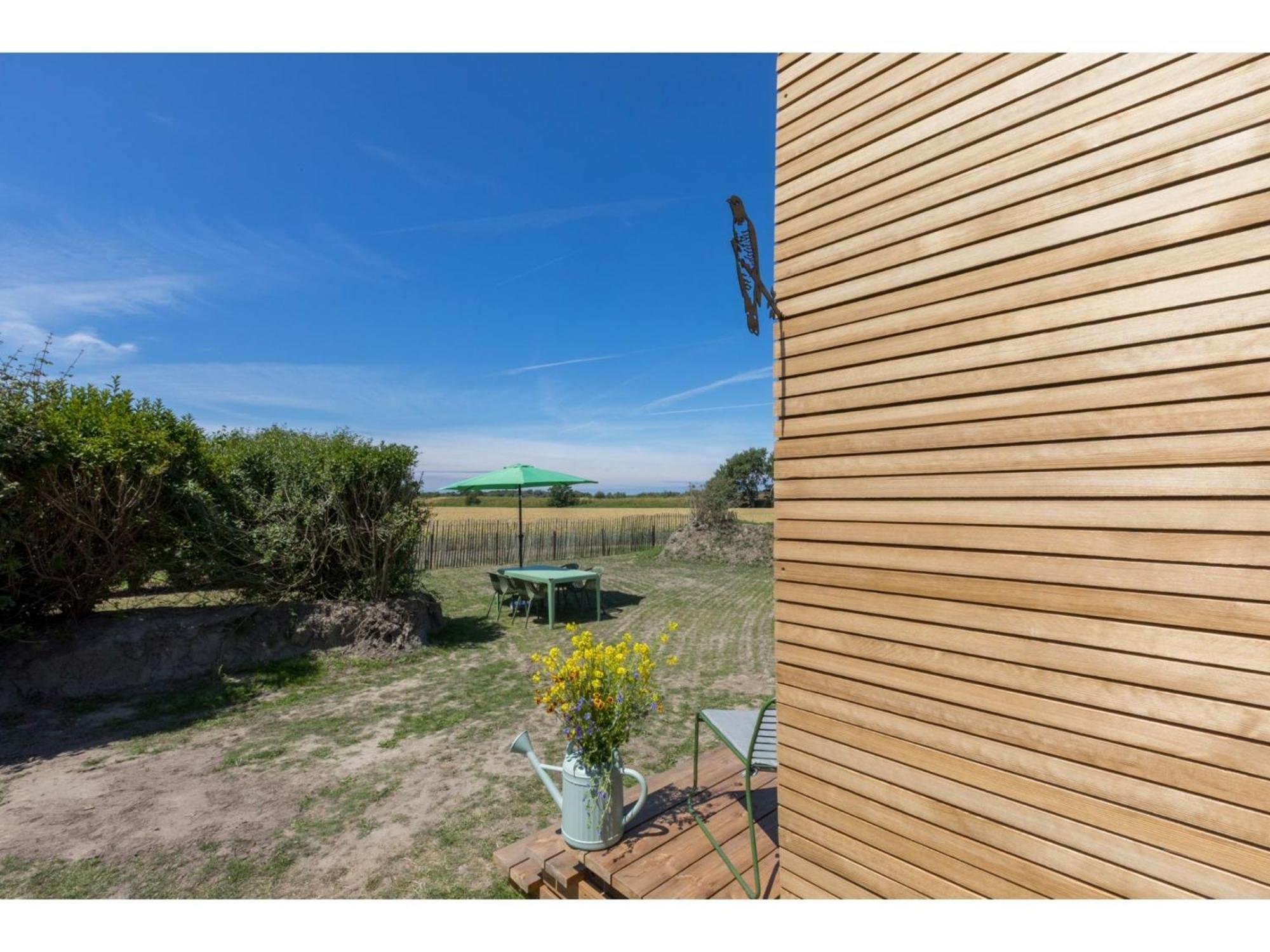 Superb Apartment Near The Beach In Vrouwenpolder Buitenkant foto