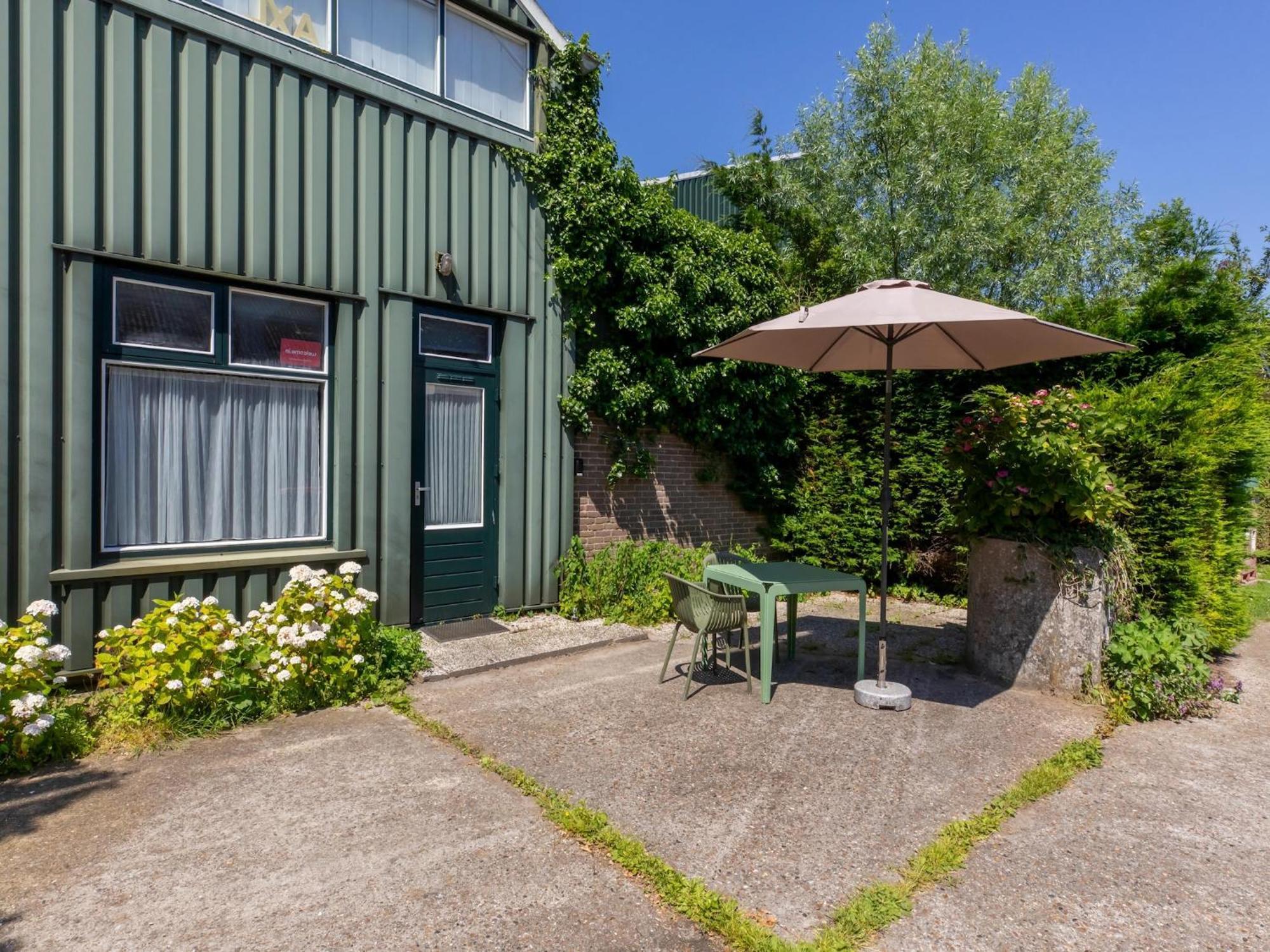 Superb Apartment Near The Beach In Vrouwenpolder Buitenkant foto